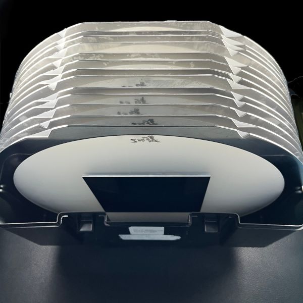 Square Silicon Wafer with Film-Laminated Carrier for Advanced IC, Semiconductor & Quantum Research