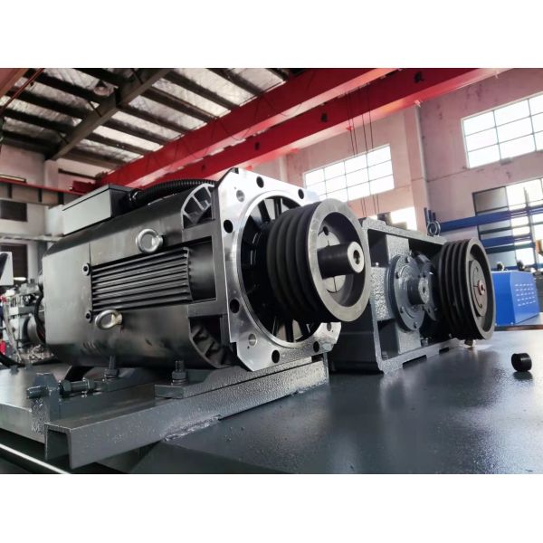 Automatic Jerry Can Blow Molding Machine 5L HDPE Lube Oil Bottle Making Machine