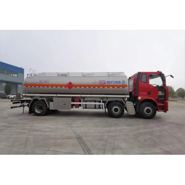 Heavy-Duty 18000L Fuel Tank Truck for Crude Oil Transportation
