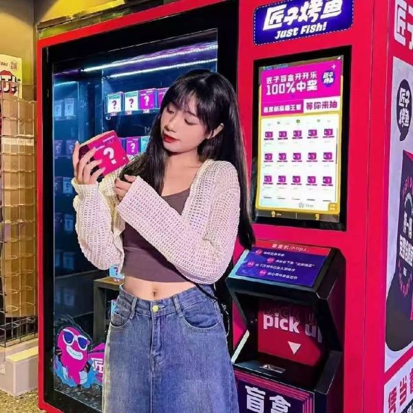 Blind Box Vending Machine Track-Type XY-Axis Dispensing Touchscreen Control for Figurine Retail