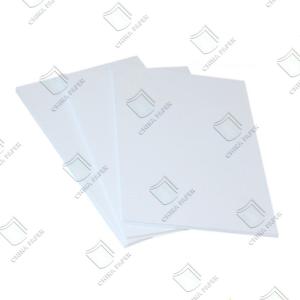 Papel revestido de alta luminosidade e peso leve 51 gm-80 gm para embrulho de