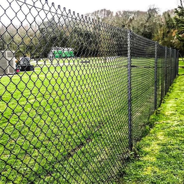 8 Ft Chain Link Fence Rolls Galvanized 80x80mm 100x100mm Mesh Opening