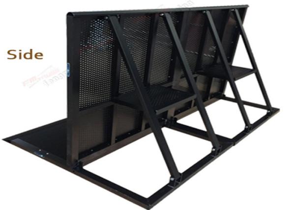 Black Music Stand Crowd Control Barriers 1.1x1.1 Meter Support Tube 25x50mm