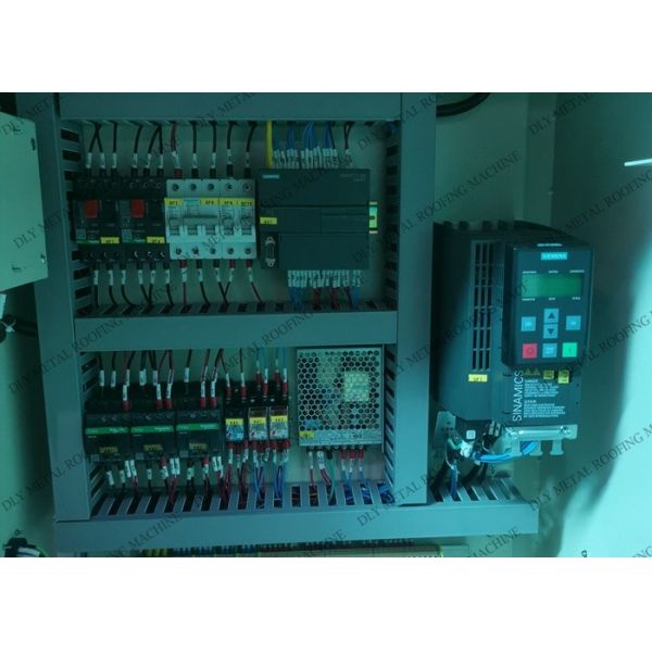 Cr12 Trapezoidal Standing Seam Roll Former Roof Panel Metal Forming Equipment 1250mm