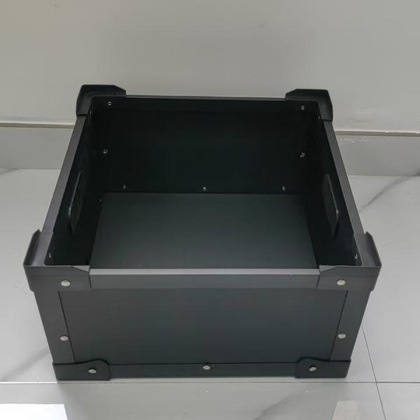 Customized Plastic Shipping Box Good Bearing Black Corrugated Shipping Boxes Impact Resistant