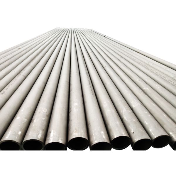 St35.8 Round Seamless Carbon Steel/Stainless Steel Pipe/Tube 304 for Boiler and Heat Exchanger/Gas Pipeline