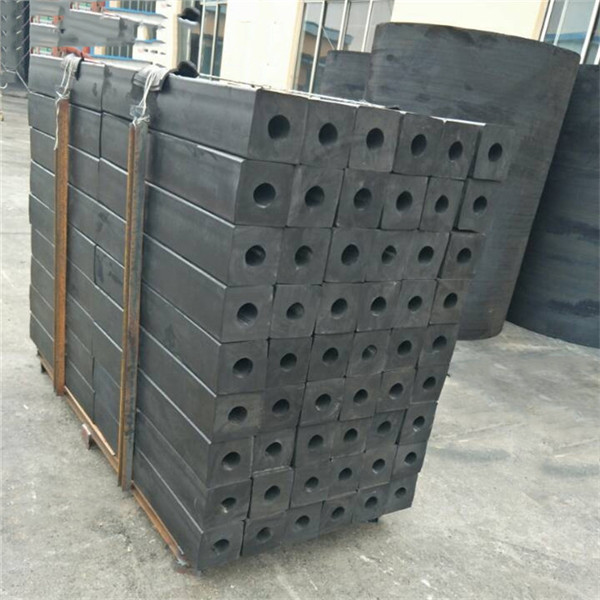 High Energy Absorption Length 500mm 3000mm Square Marine Rubber Fender