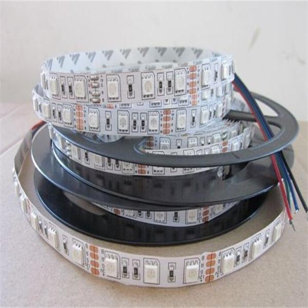 Venta en caliente Color completo RGBW Pixel DC12V LED Strip SMD2835 60LED Direccionable Flexible SPI DMX Luz de banda