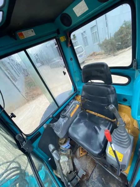 Mini Kubota Excavator 5 Ton KX135 with 0.65m3 Bucket Capacity and Versatile