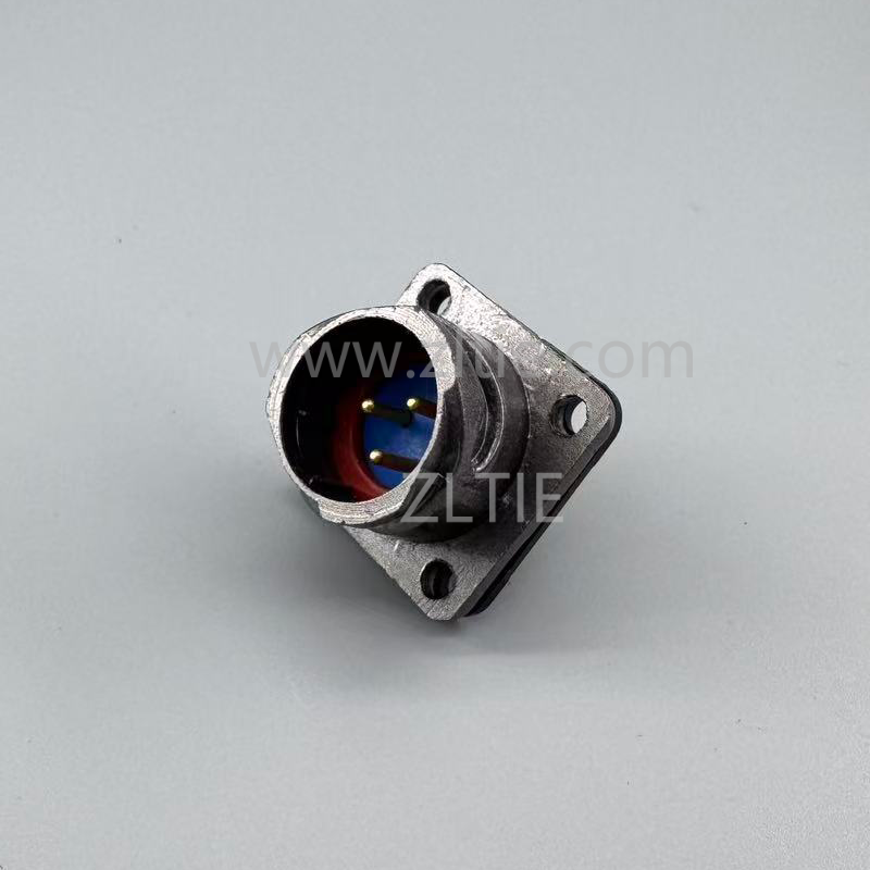 FQ18 Series 3-Pin Square Flange Male Socket FQ18-3ZJ
