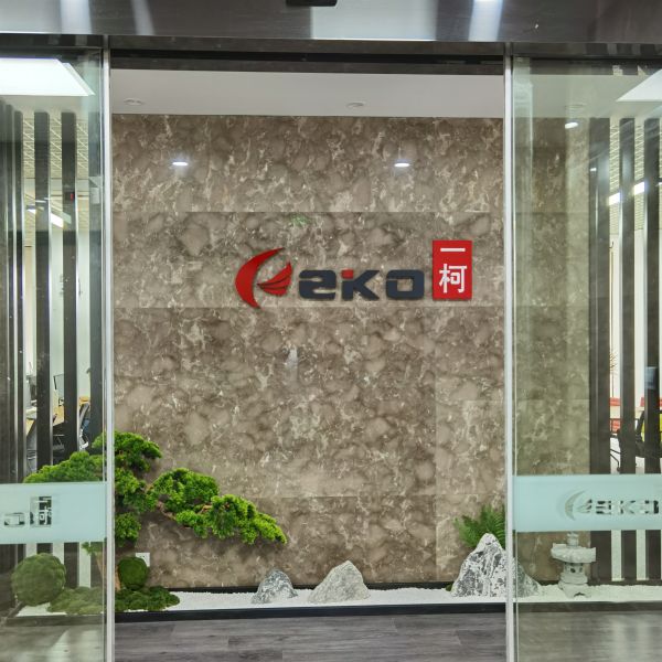 3CR17 Mould Material and Water Tank Calibration for Long-Lasting UPVC Door Frame