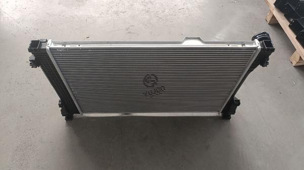 Système de refroidissement après-vente Mercedes Benz GLE classe W167 Radiateur 2045000303