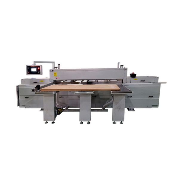 Woodworking Equipment Automatic Iron Saw CNC with 5200mm*3900mm*1700mm Specifications