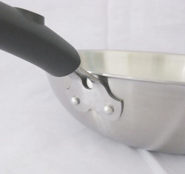 3-Ply Stainless steel wok,thickness 2.5mm with cast iron handle SHOLS-4030L