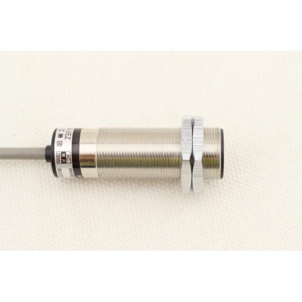 Inductive Proximity Sensor LJ20A3-8-Z/AY 3Wire NC DC 6-36V PNP 200mA Proximity Switch