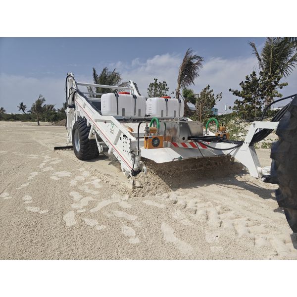 HANDSOMER 2500 Tractor Towable Beach Cleaner | 2.5m Hydraulic Sand Sifter For Stone & Coral Removal