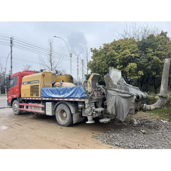 Used 2021 Sany Heavy Industry 10023 Truck-mounted pump truck with 585 ms Brake Respone Time