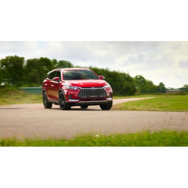 635km High Performance Electric Cars