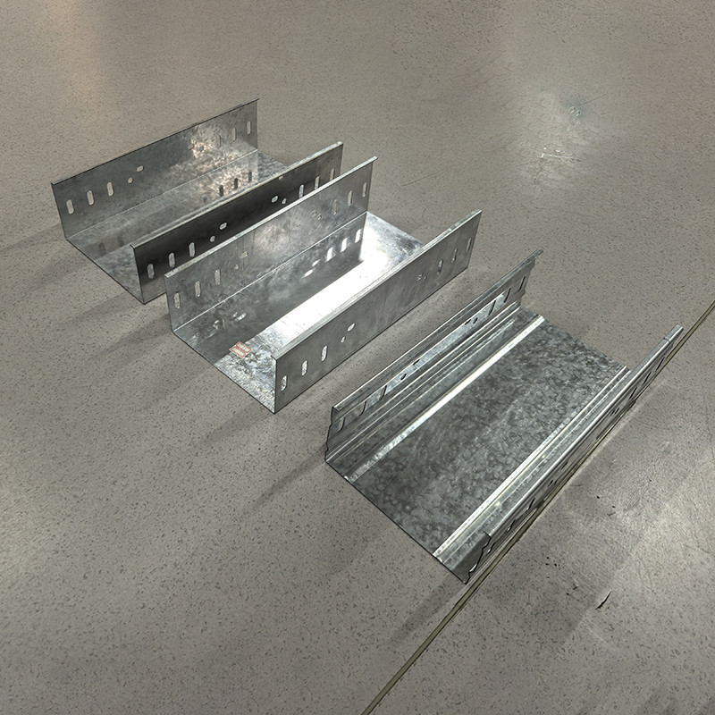 Customizable Hot Dipped Galvanized Raceway Cable Tray 2m-6m Strong Durable Easy Installation System