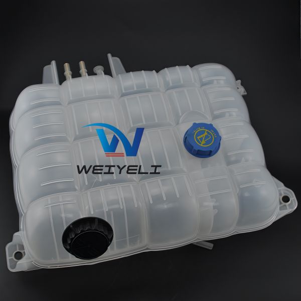 VOE21883433 22430043 22821826 21360161 EC900 Forklift Expansion Tank And Sensor Volvo FH Truck Auxiliary Water Bottle Industrial Machinery