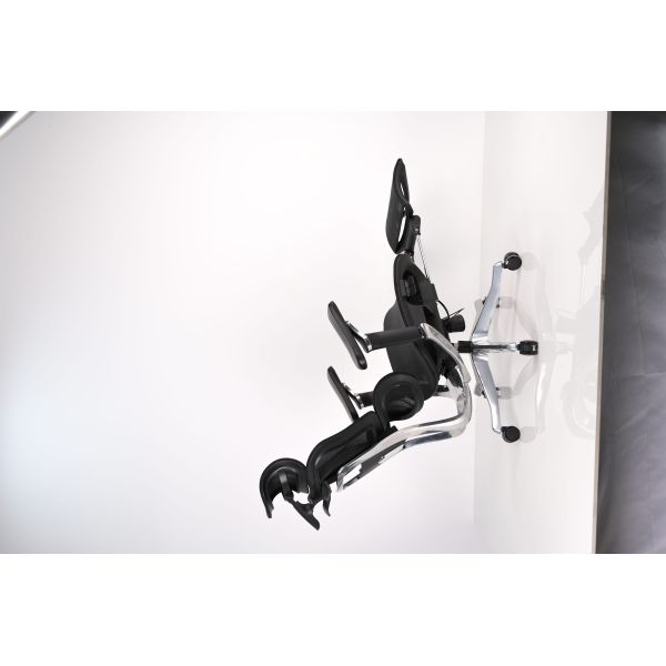 Boss Mesh Ergonomic Office Chair With Footrest 4D Adjustable Armrest