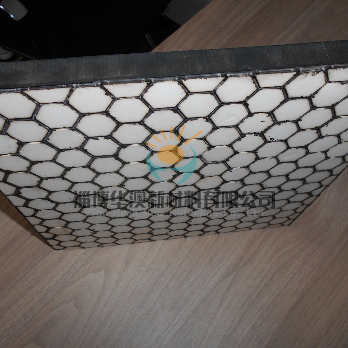 92% 95% Alumina Ceramic Rubber Composite Liner Board High Hardness