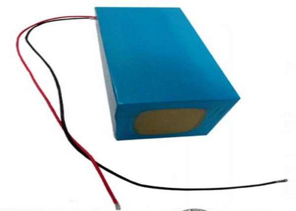Black Blue  LIFEPO4 Battery Pack 12V 28Ah High Energy Density Long Working Life