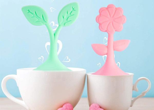 BPA Free Stainless Steel Tea Bag Strainer With Silicone Flower / Leaf / Christmas Tree Shape