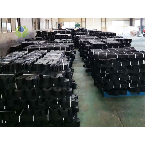 Чёрный пластмассовый геоэлемент HDPE для контроля эрозии и стабилизации почвы в строительстве