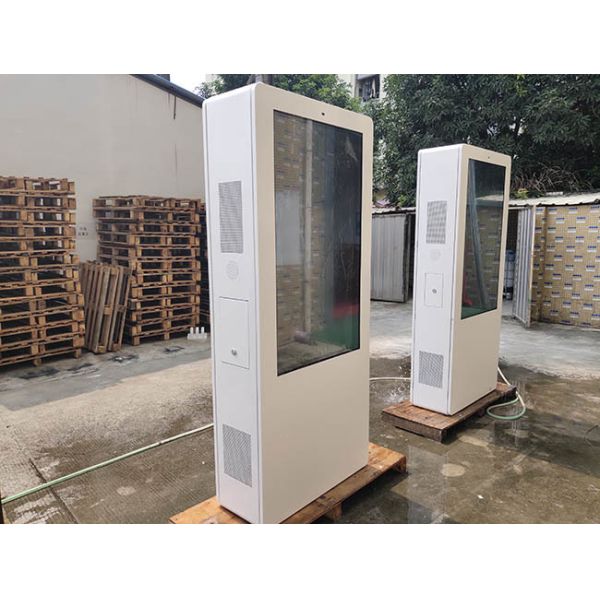 55-inch HD network large screen outdoor dual-screen advertising machine manufacturer wholesale