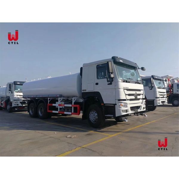 Camión de petrolero líquido del CCC 10 Wheeler Water Carrier Truck 30m3