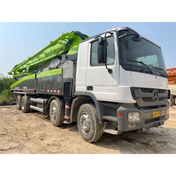 13750*2500*4000 mm ZLJ5419THB Truck Mounted Pump 52 Meter for Ready Mix Heavy Equipment