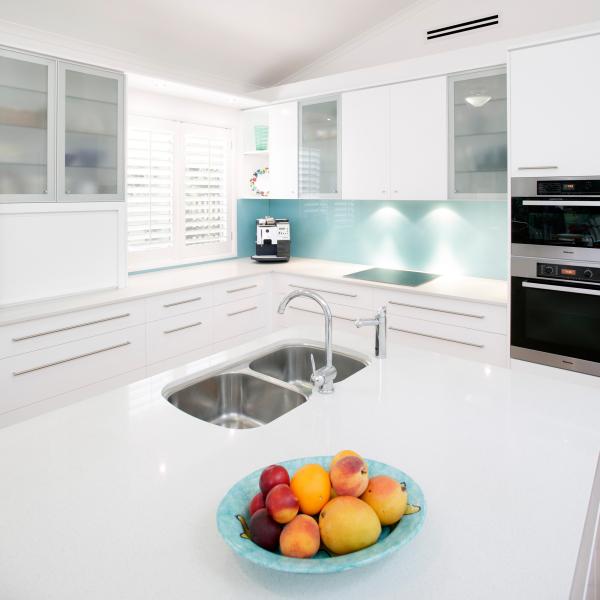 Modern Design Kitchen Pure White Flat-panel Lacquer Kitchen Cabinets For Villa