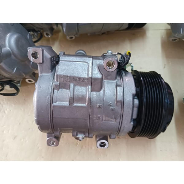Auto AC Conditioning Compressor For Toyota Prado Land Cruiser 88320-60A01 10S18C