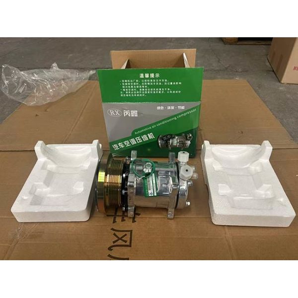Air Compressor WG1500139006 Air Conditioner Compressor HOWO Truck Parts