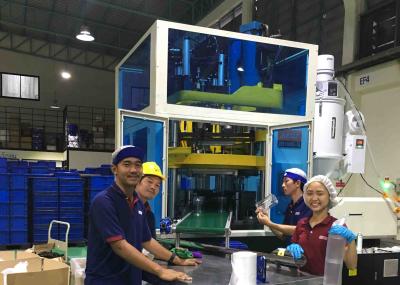 ISBM Machine 500ml 8 Cav Plastic PET Bottle Injection Stretch Blow Molding Machine Tritan