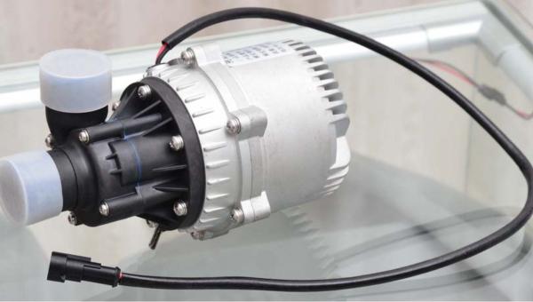 8000L H Auto Electric Water Circulation Pump For Van Tractor Battery Cooling