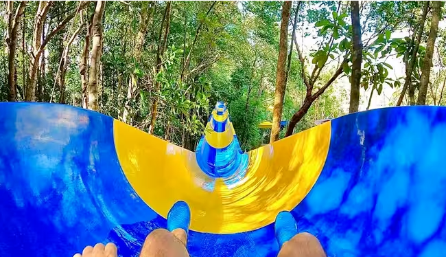 Vertical High-Speed Slide Fiberglass SUS304 Tall Water slide Commercial Water Park Equipment