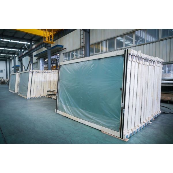 Customized Request 6.3mm 8.3mm 10.3mm Clear Laminated Glass Flat Polished Edge Work
