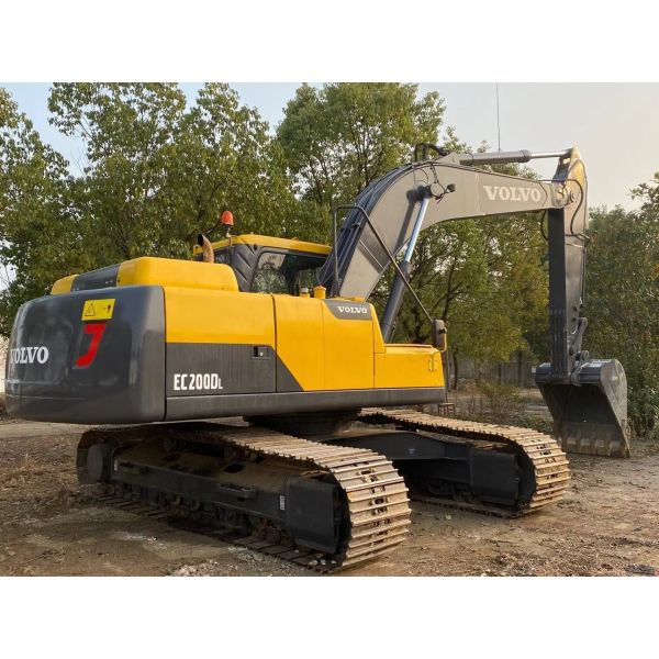 Excavadora Volvo de segunda mano EC240 excavadora de pista de Shanghai, China