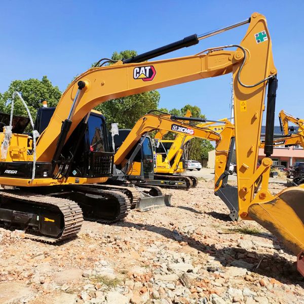Excavadora con cilindro de tierra de 12 toneladas