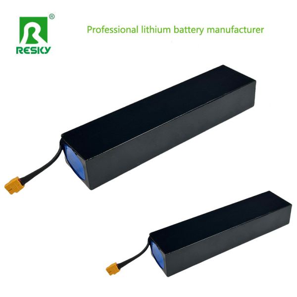 Batería de litio recargable de iones de litio 36V 15Ah 15.6Ah 18650 para patinete eléctrico de 500W