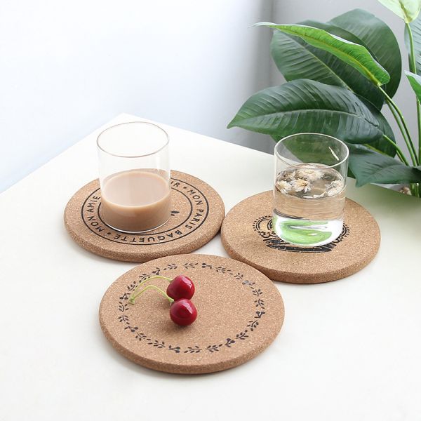 Table Decoration Accessories Must-Have Eco-Friendly Wood Cup Mat Custom Cork Coasters