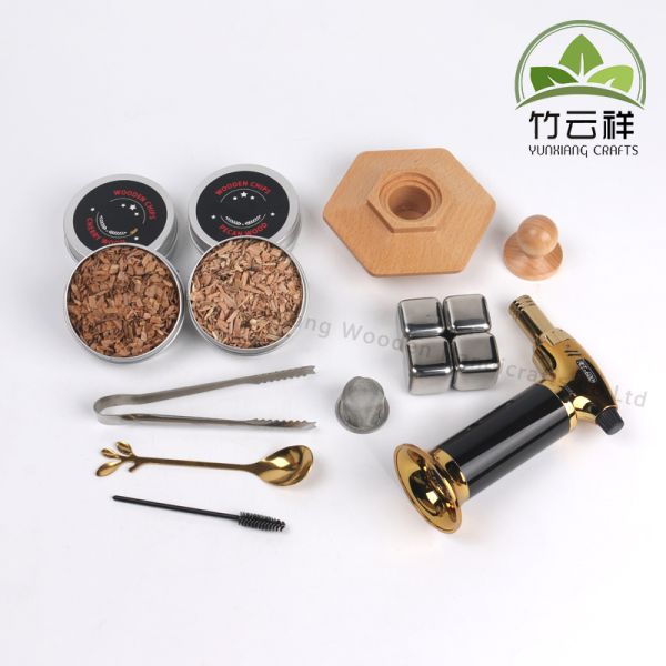 Kit de fumadores de cócteles con antorcha - 4 sabores Chips de madera - Regalos de whisky de bourbon de cumpleaños para hombres, papá, marido