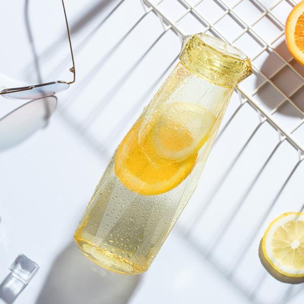 Transparent Glass Drinking Water Bottles , Glass Sports Bottle With Diamond Lid