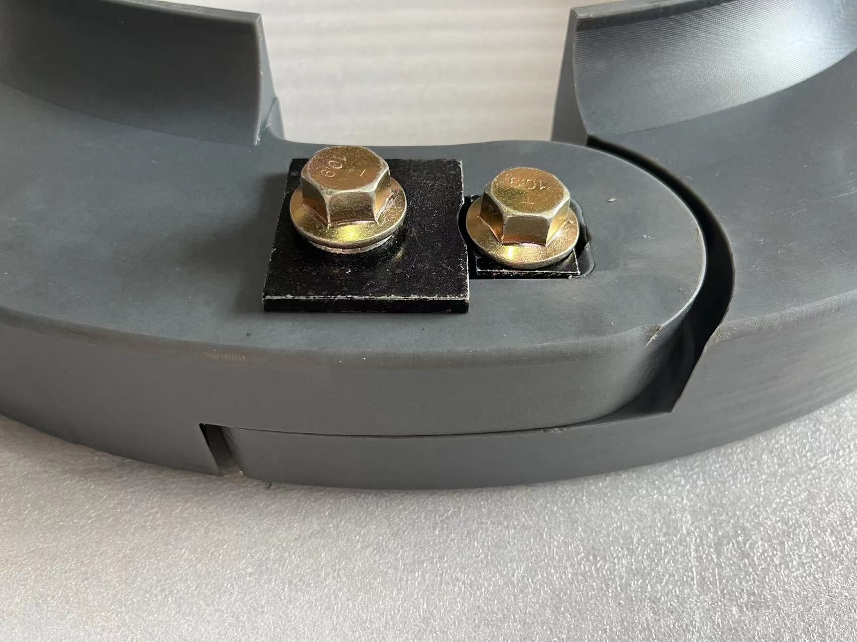 Танк 500 TLC 200 Колеса позволяют бронированным транспортным средствам позволяют плоский вставка пояса