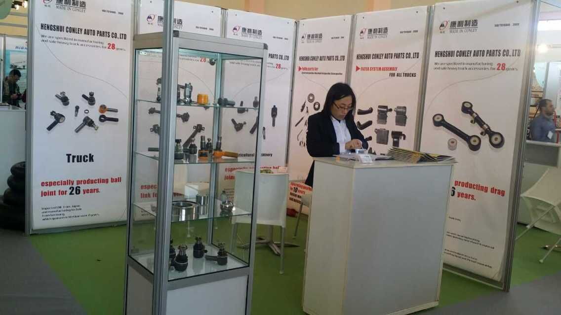 Танк 500 TLC 200 Колеса позволяют бронированным транспортным средствам позволяют плоский вставка пояса