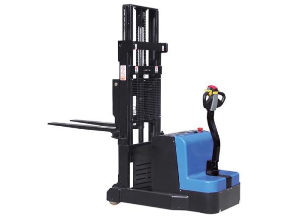 800kg Walking Type Reach Warehouse Forklift Trucks With Triplex Mast 3000Mm
