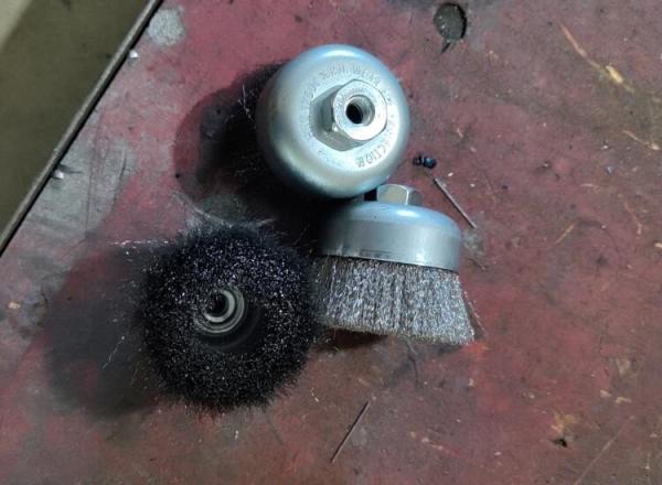 75mm OD Crimped Wire Stainless Steel Cup Brush for Weld Cleaning
