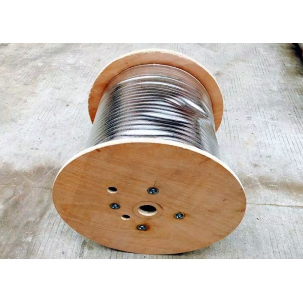 Кабель оптического волокна ГИФСС Арморед на открытом воздухе с стеклянным членом прочности пряжи